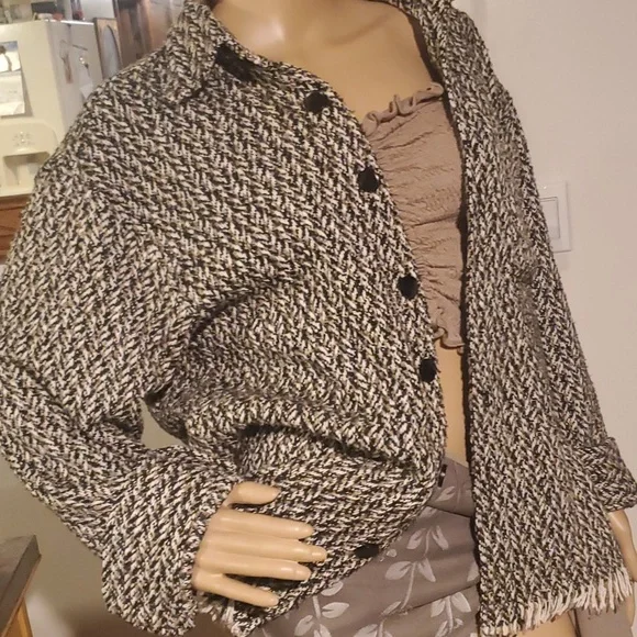 CHIC ERRO Shirt jacket cover up - Picture 8 of 13